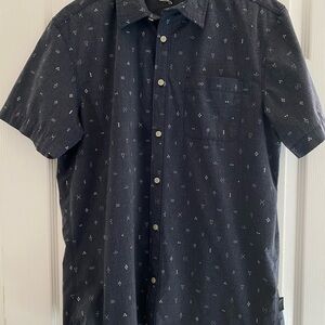 The North Face Men’s Short Sleeve Shirt Size L Color Dusty Blue/White